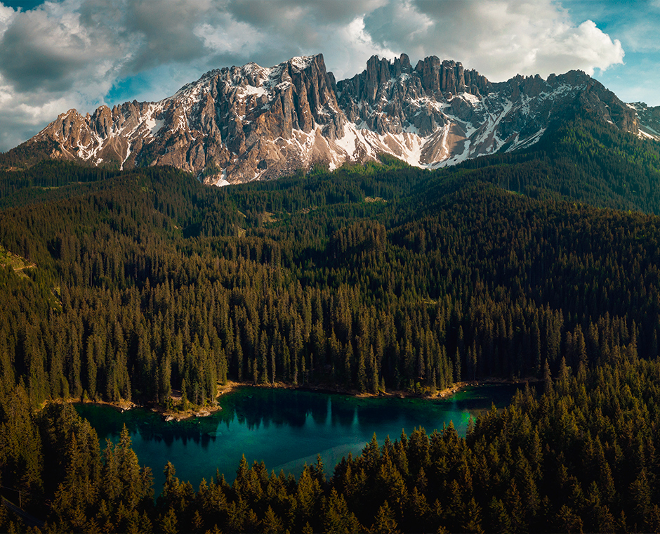 Vista sul lago di Carezza