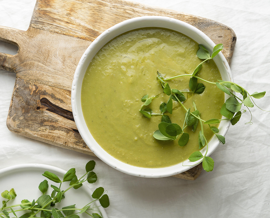 Zuppa di crema di crescione fresco