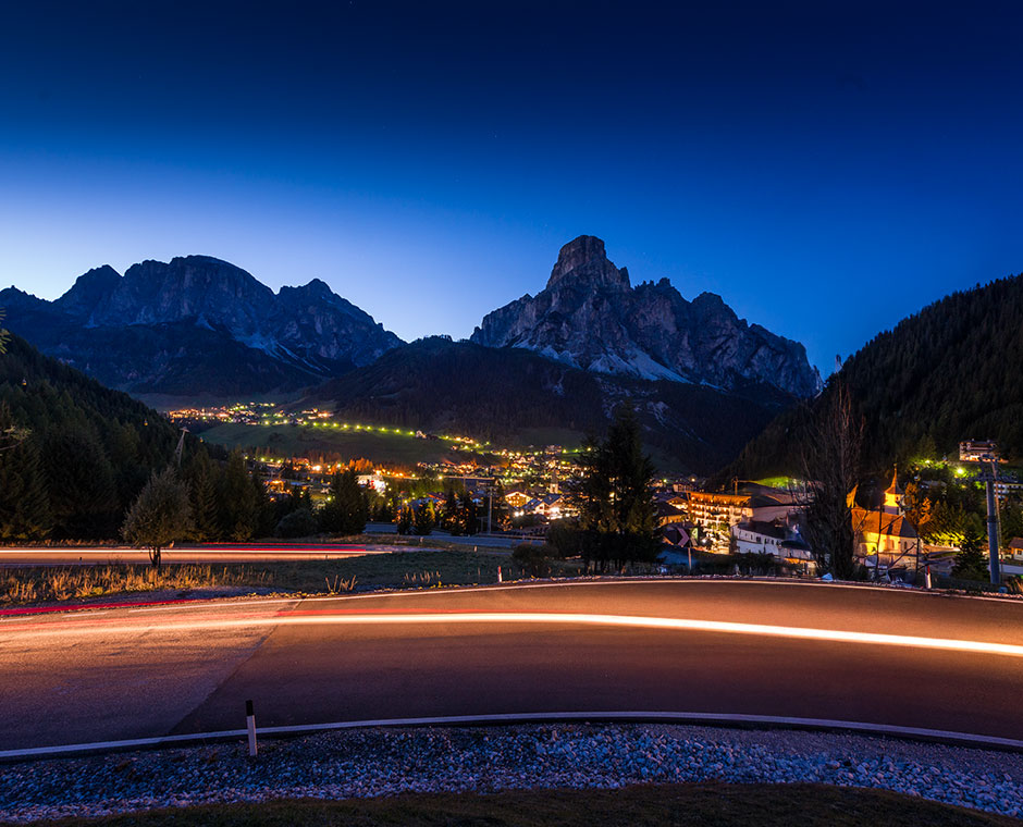 Vista notturna Corvara