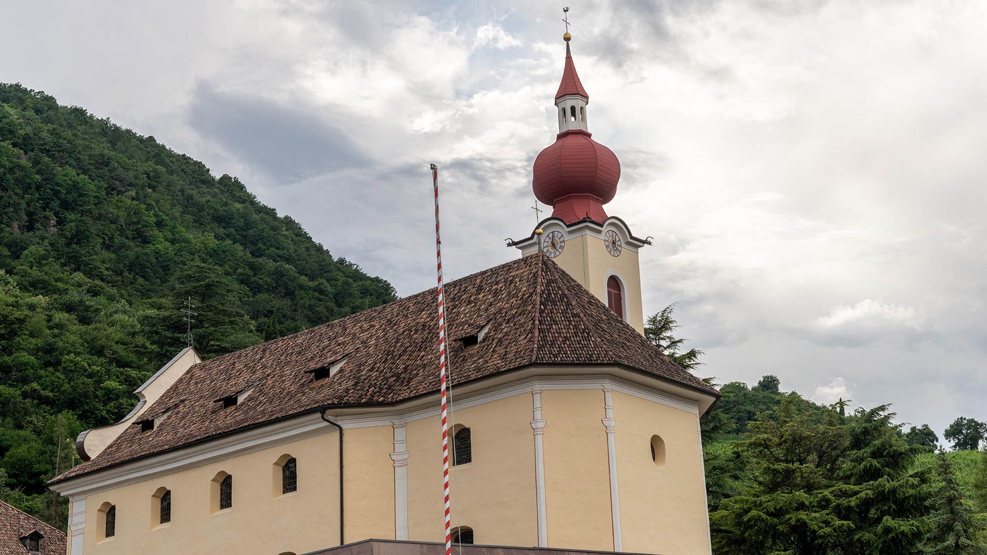 Chiese Nalles e dintorni