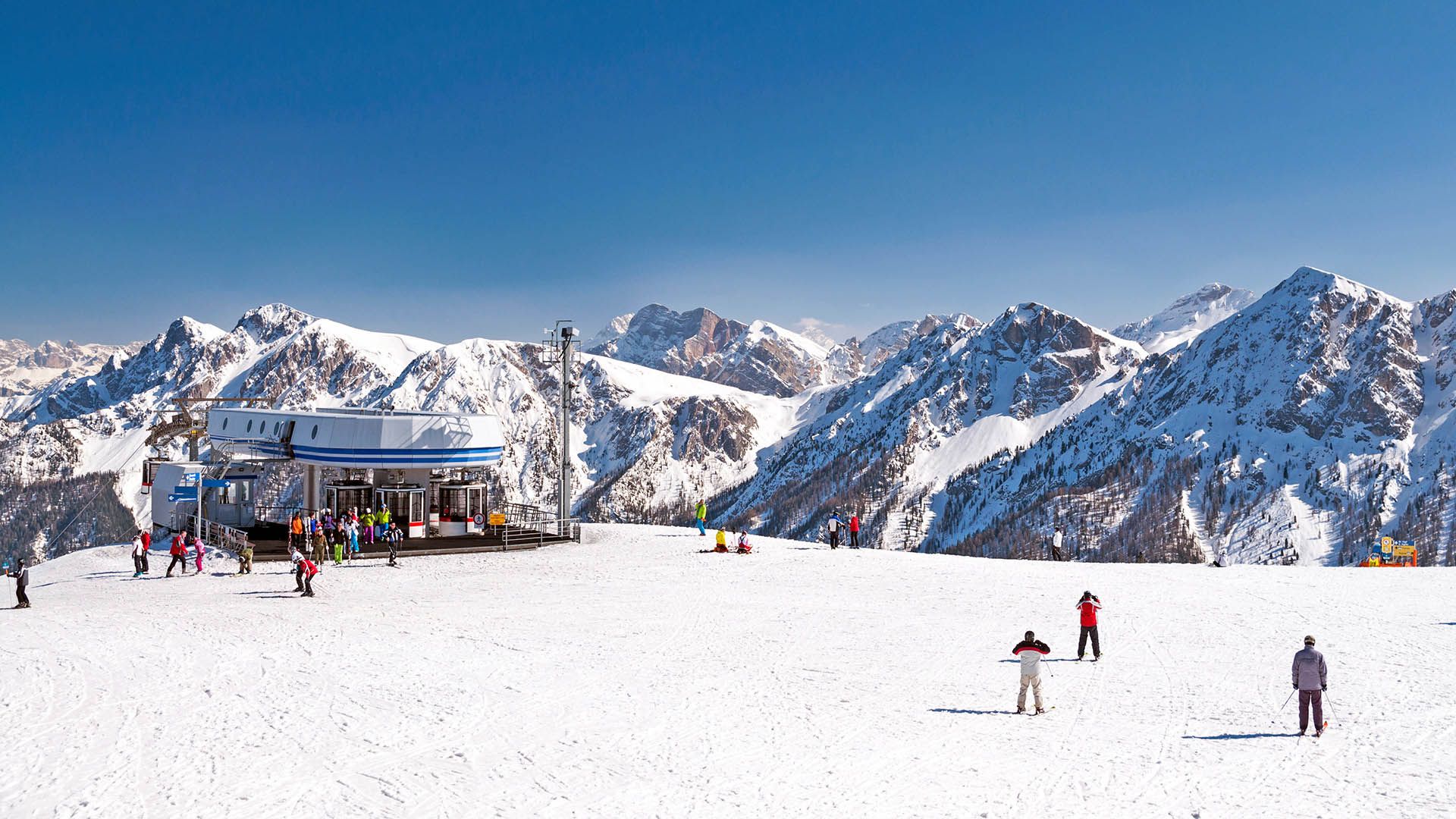 Plan de Corones vista panoramica invernale sulle piste