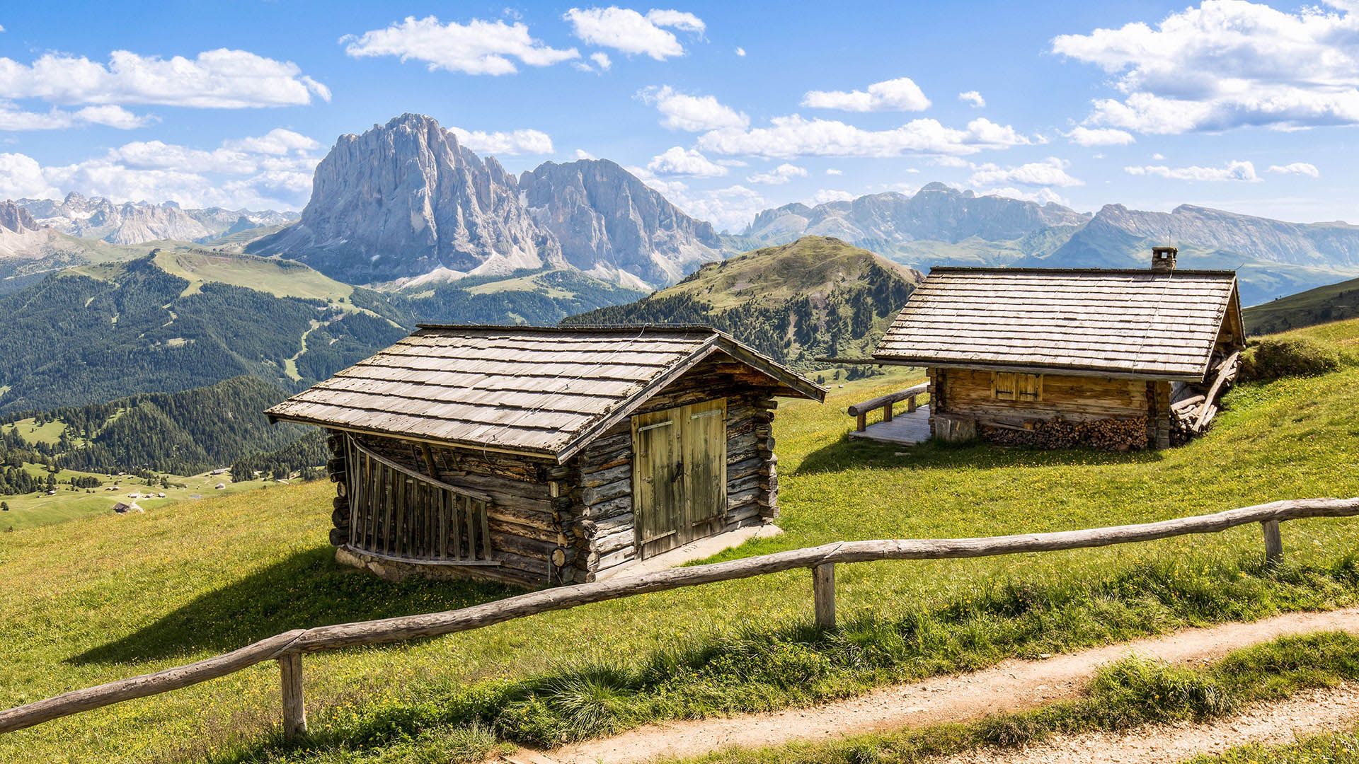Panoramablick zum Langkofel